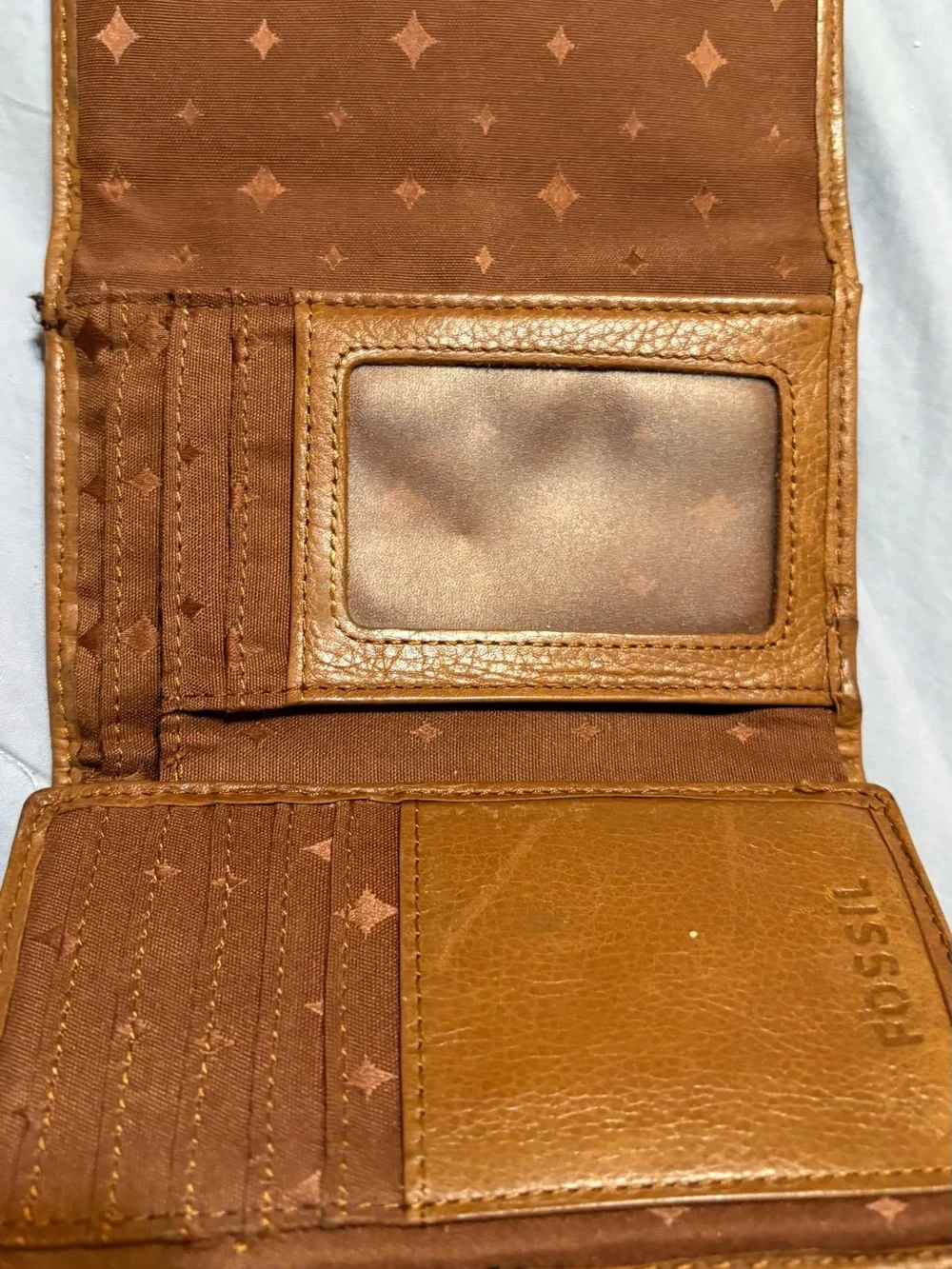 Fossil Cognac Brown Leather Wallet with Silver Logo Plate